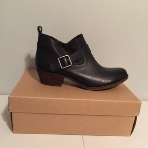 Lucky Brand Boomer Black Leather Booties, Size 7.5